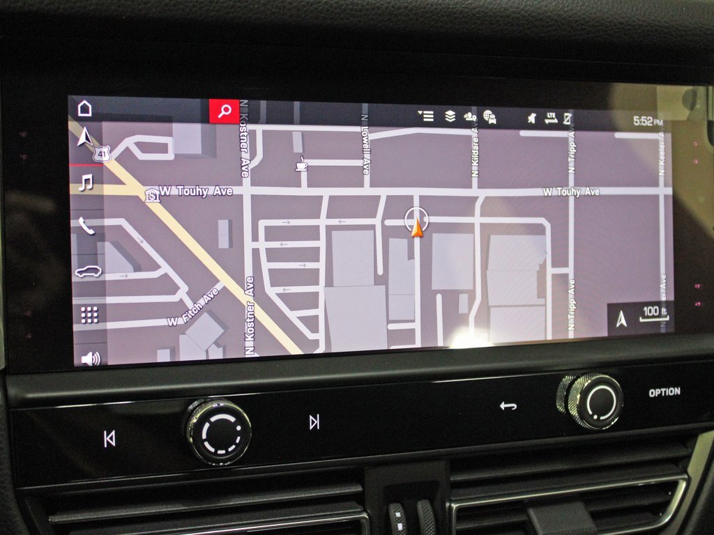 Used 2026 Porsche Macan image 27