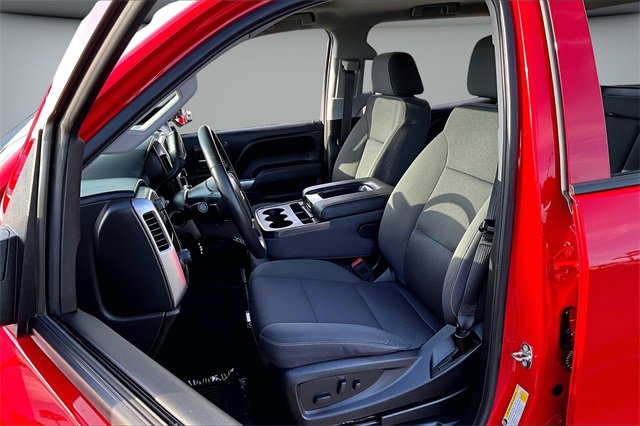 Used 2018 Chevrolet Silverado 1500 LT w/ All Star Edition image 21