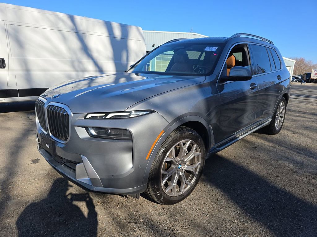 Used 2023 BMW X7 xDrive40i w/ Premium Package AWD/4WD image 1