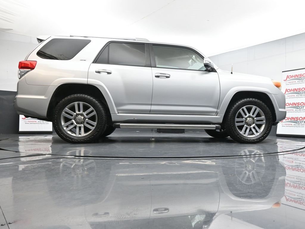 Used 2011 Toyota 4Runner SR5 w/ Convenience Pkg image 41