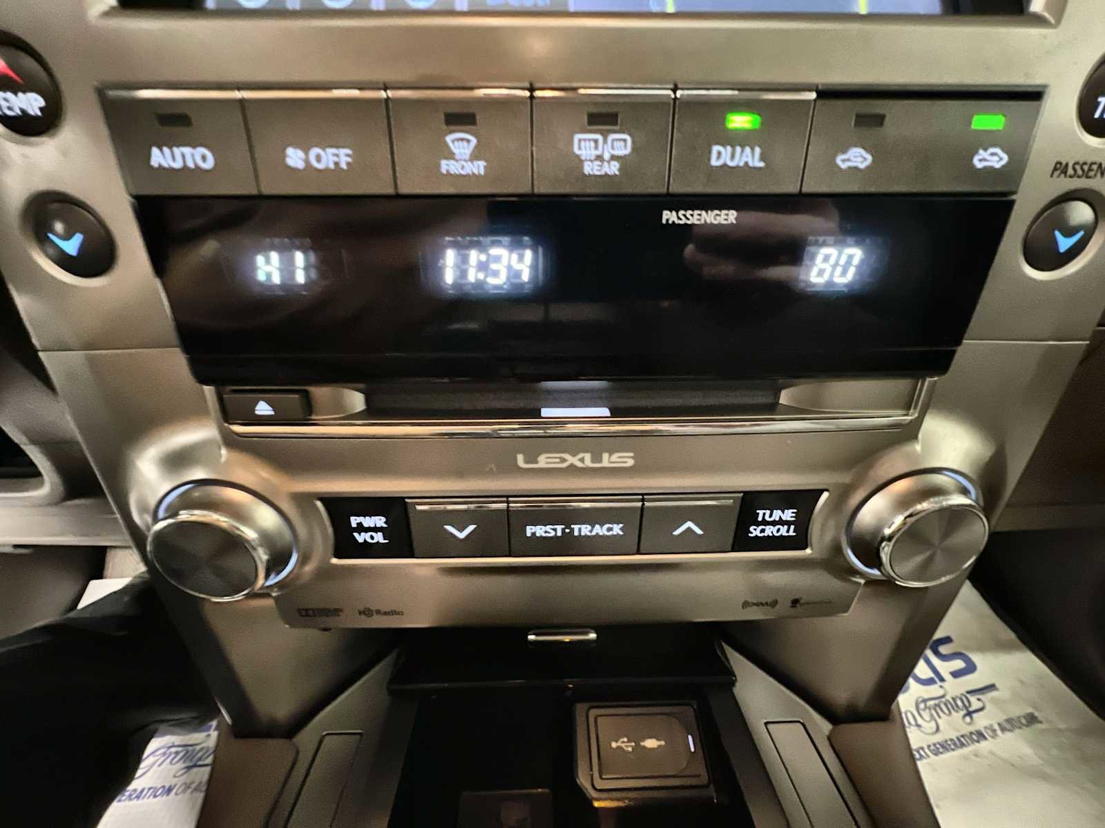 Used 2016 Lexus GX 460 image 17
