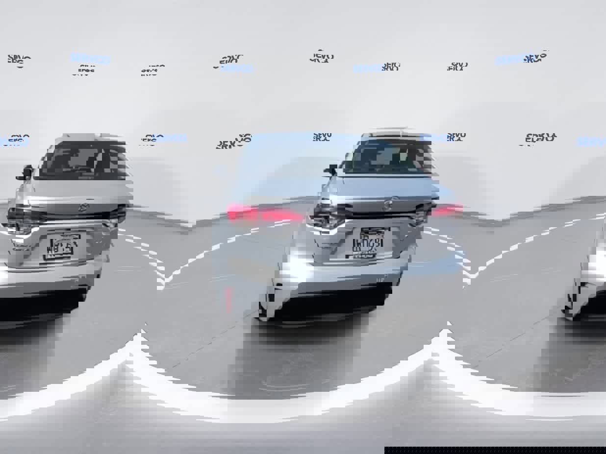 Used 2023 Toyota Corolla LE image 6