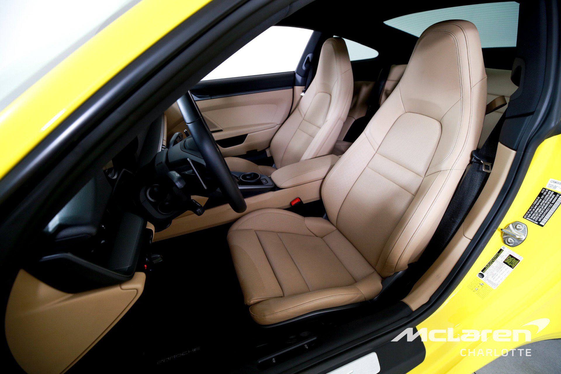 Used 2022 Porsche 911 Carrera 4S w/ Premium Package image 11