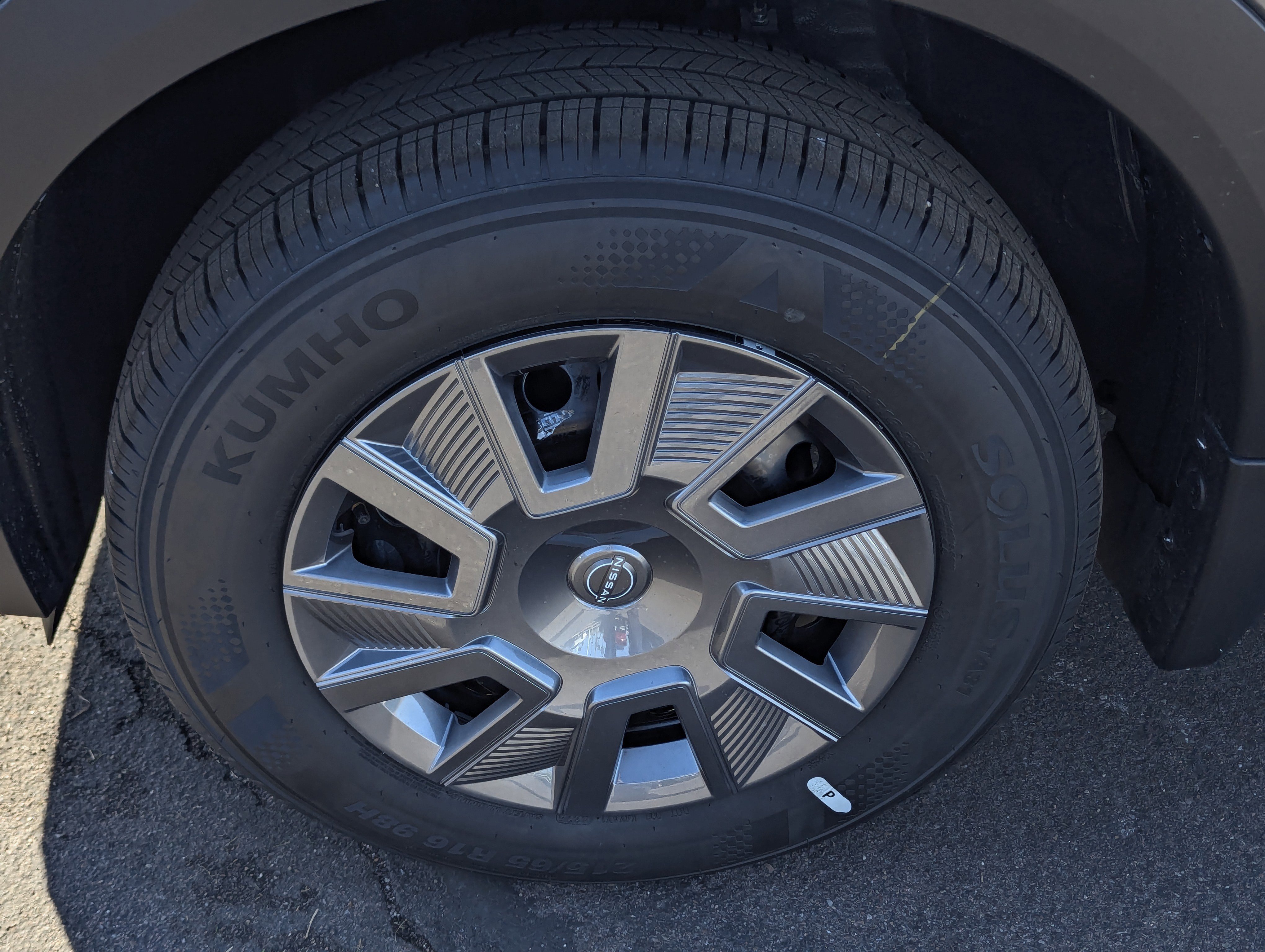 New 2026 Nissan Kicks S image 7