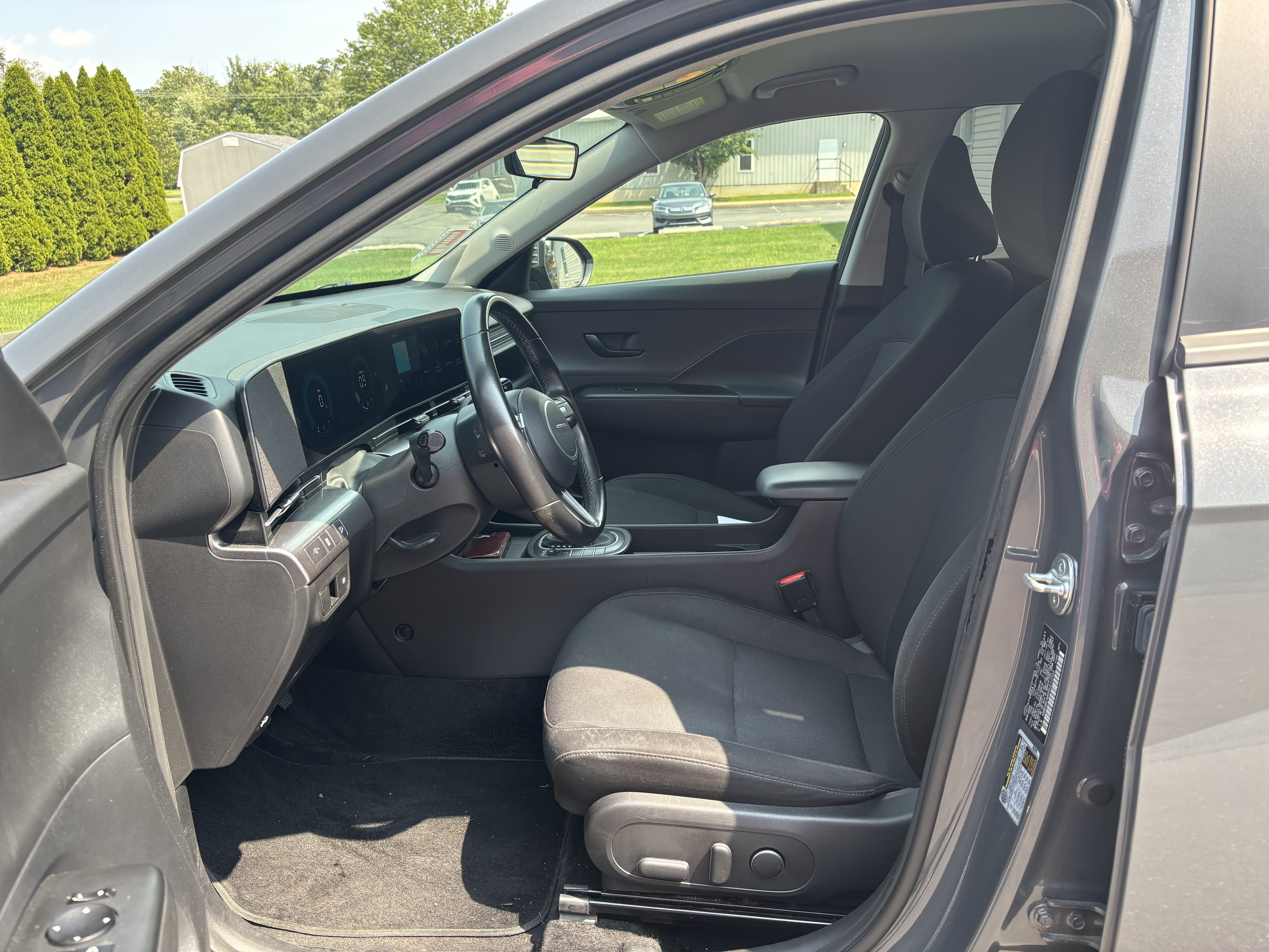 Used 2025 Hyundai Kona SEL AWD/4WD image 13