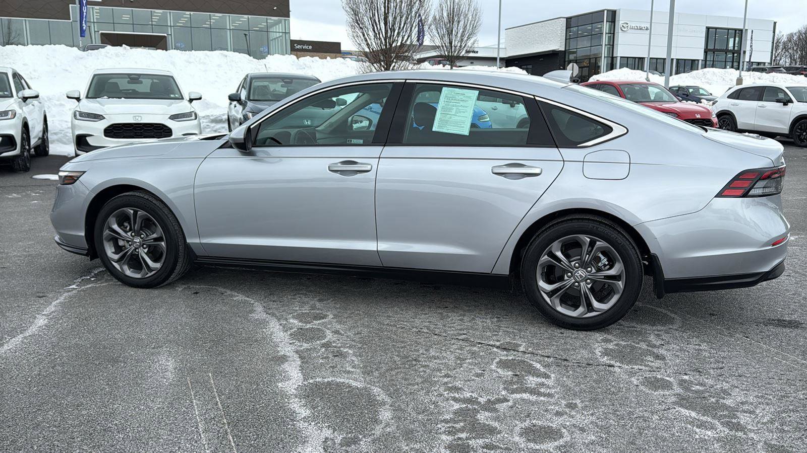 Used 2023 Honda Accord EX image 12