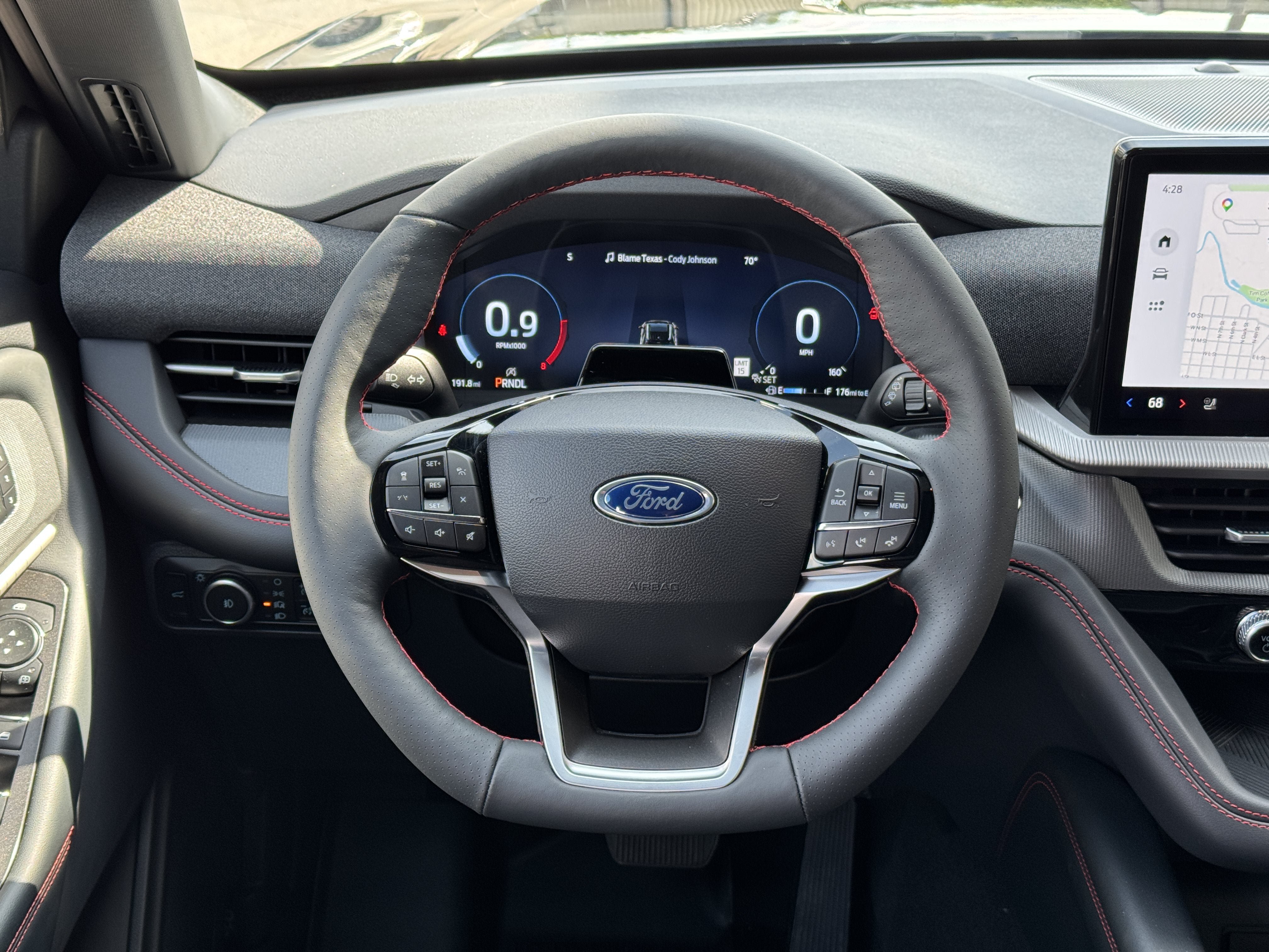 New 2026 Ford Explorer ST-Line w/ ST-Line Street Pack AWD/4WD image 10
