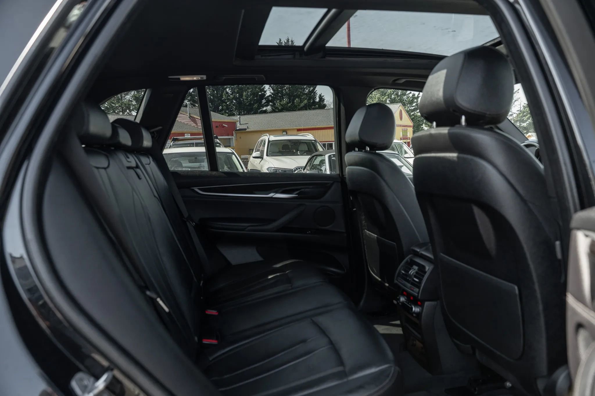 Used 2018 BMW X5 xDrive35i w/ M Sport Package image 11