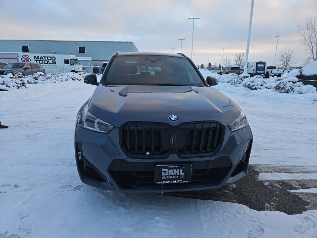 Used 2023 BMW X1 xDrive28i w/ Premium Package image 2