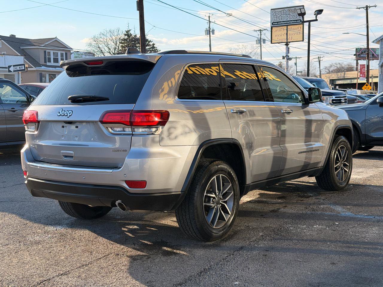 Used 2021 Jeep Grand Cherokee Limited AWD/4WD image 5