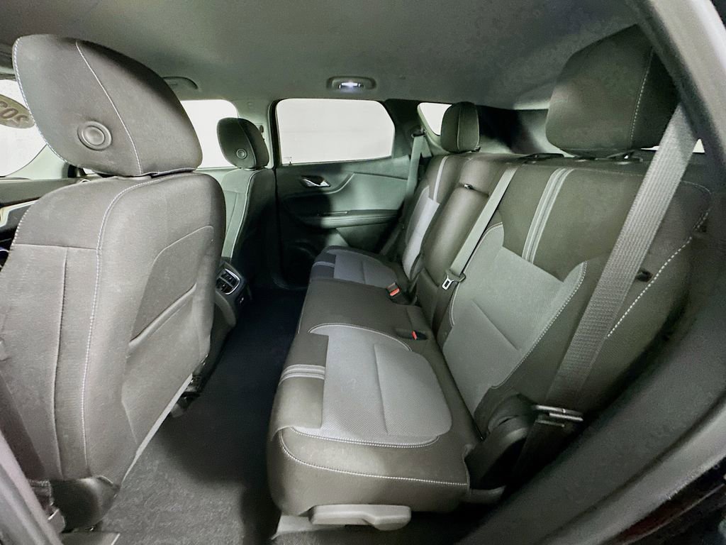 Used 2023 Chevrolet Blazer LT FWD image 31