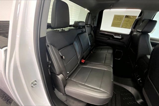 Used 2026 GMC Sierra 2500 SLT AWD/4WD image 18