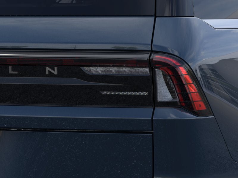 New 2026 Lincoln Navigator Reserve AWD/4WD image 21