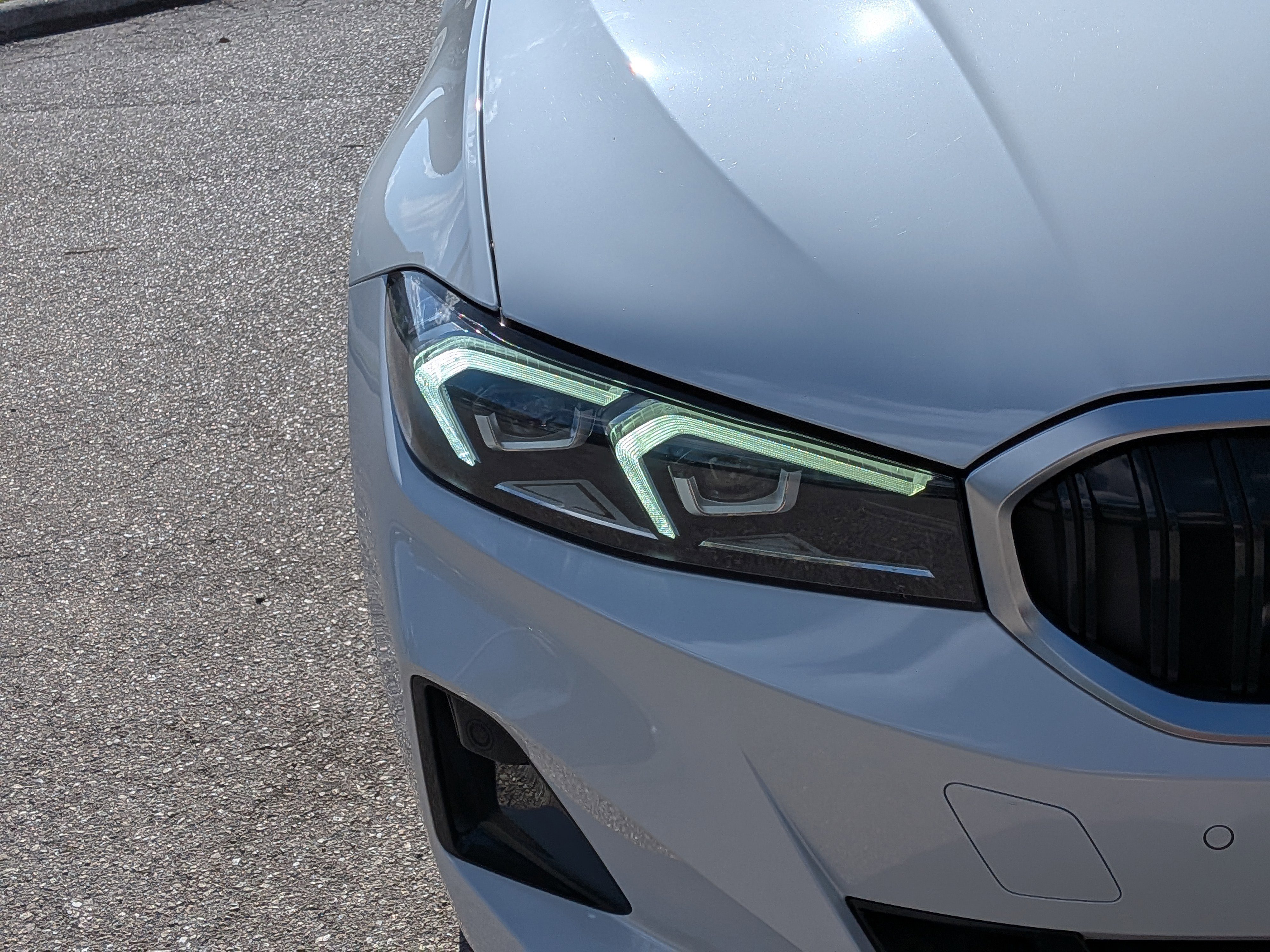 Used 2025 BMW 330i Sedan image 9