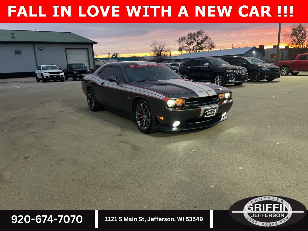 Used 2014 Dodge Challenger SRT8 image 5