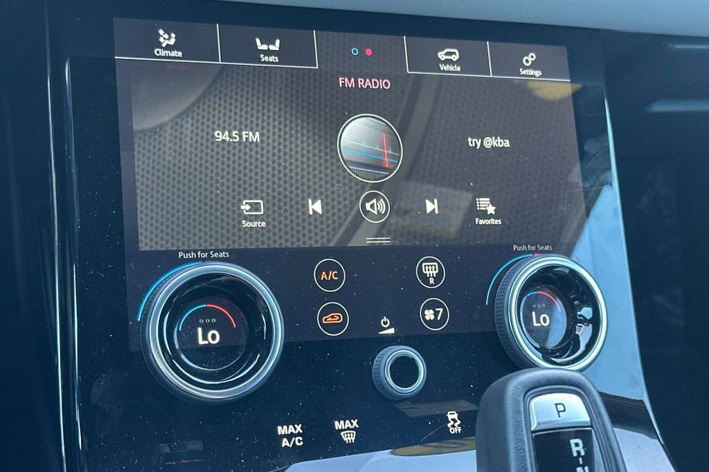 Used 2020 Land Rover Range Rover Evoque First Edition image 19