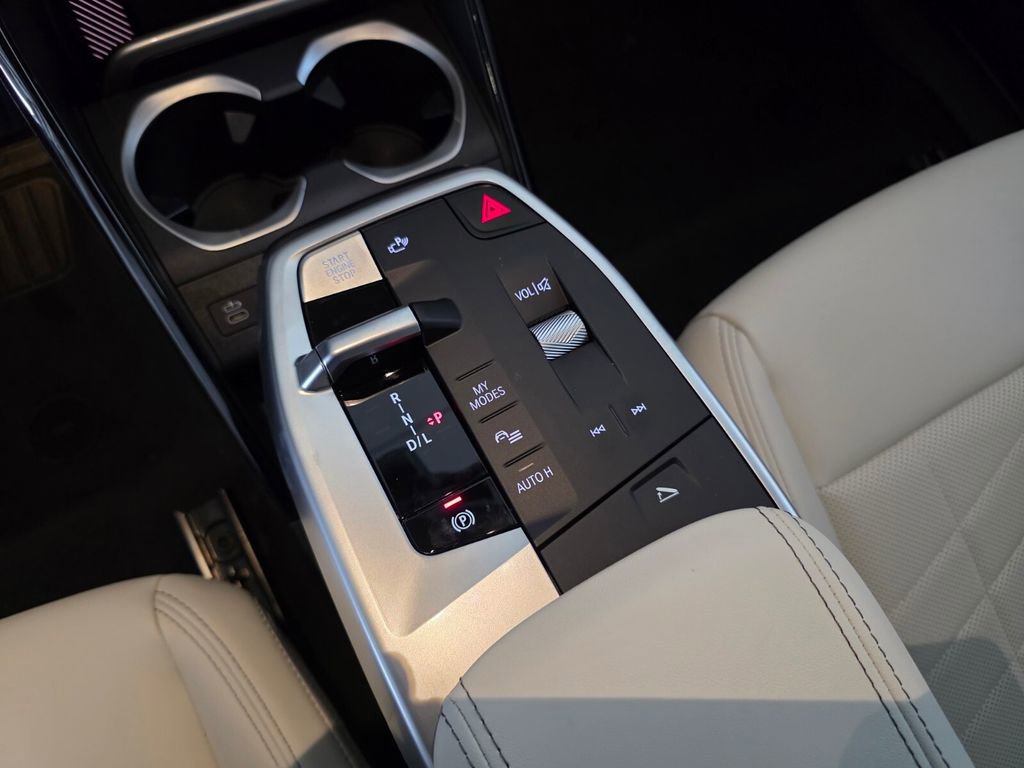 New 2026 BMW X2 xDrive28i w/ Convenience Package image 15