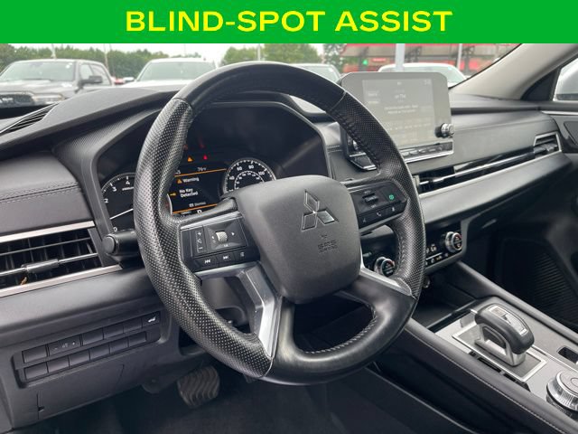 Used 2024 Mitsubishi Outlander SE AWD/4WD image 18