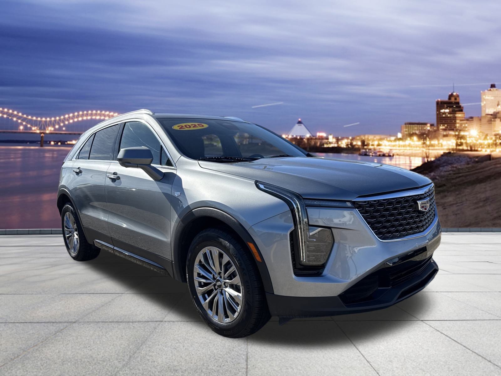 Used 2025 Cadillac XT4 Premium Luxury image 4