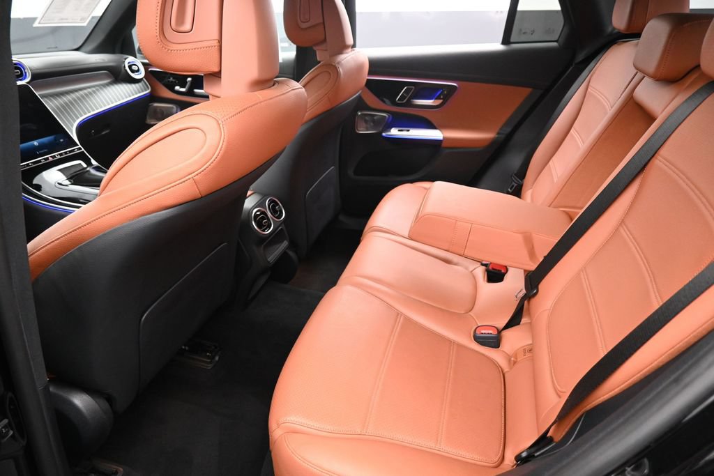 Used 2023 Mercedes-Benz GLC 300 4MATIC w/ Exclusive Trim Package image 25