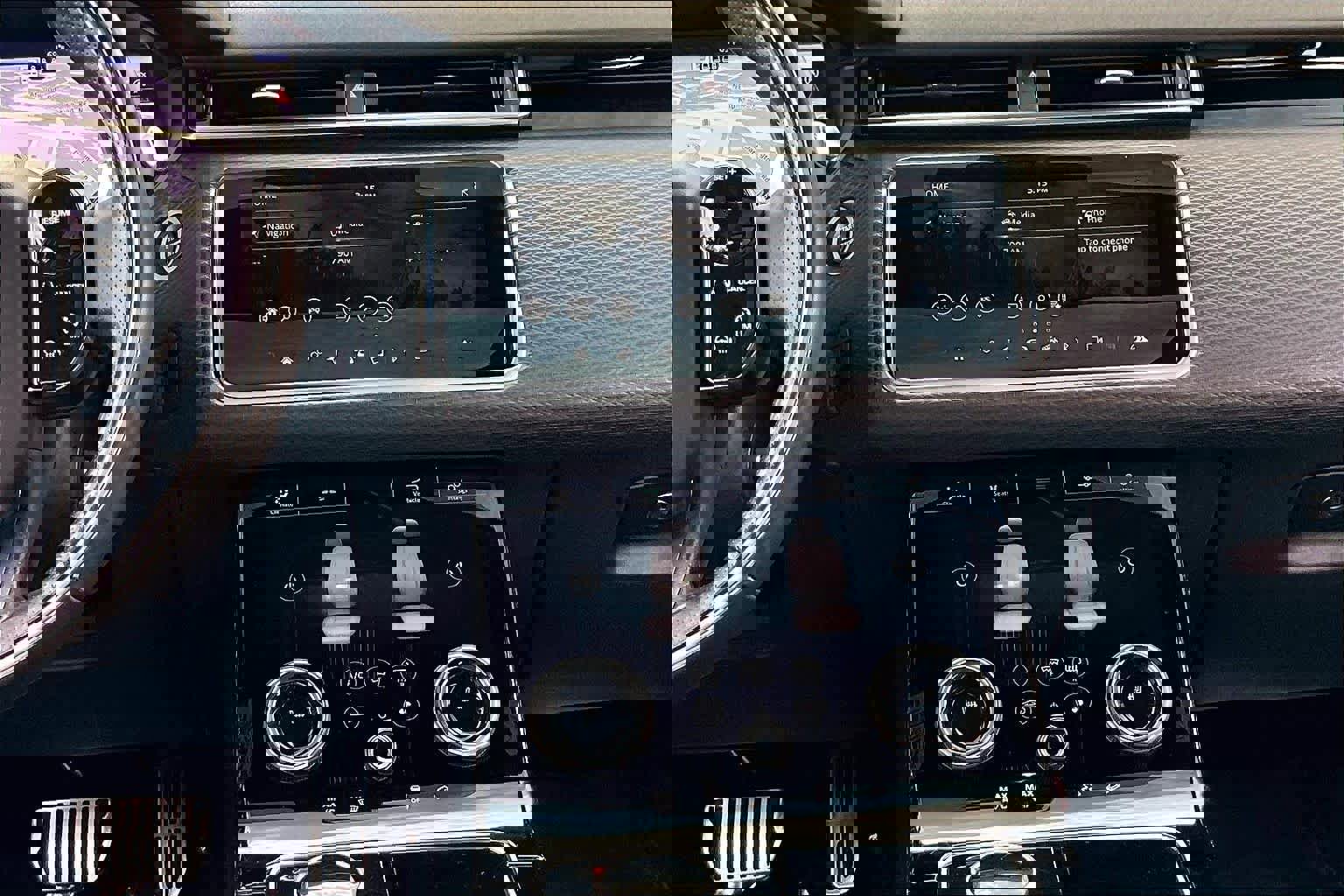 Used 2020 Land Rover Range Rover Velar R-Dynamic S image 8