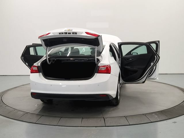 Used 2024 Chevrolet Malibu LS w/ Driver Confidence Package FWD image 15