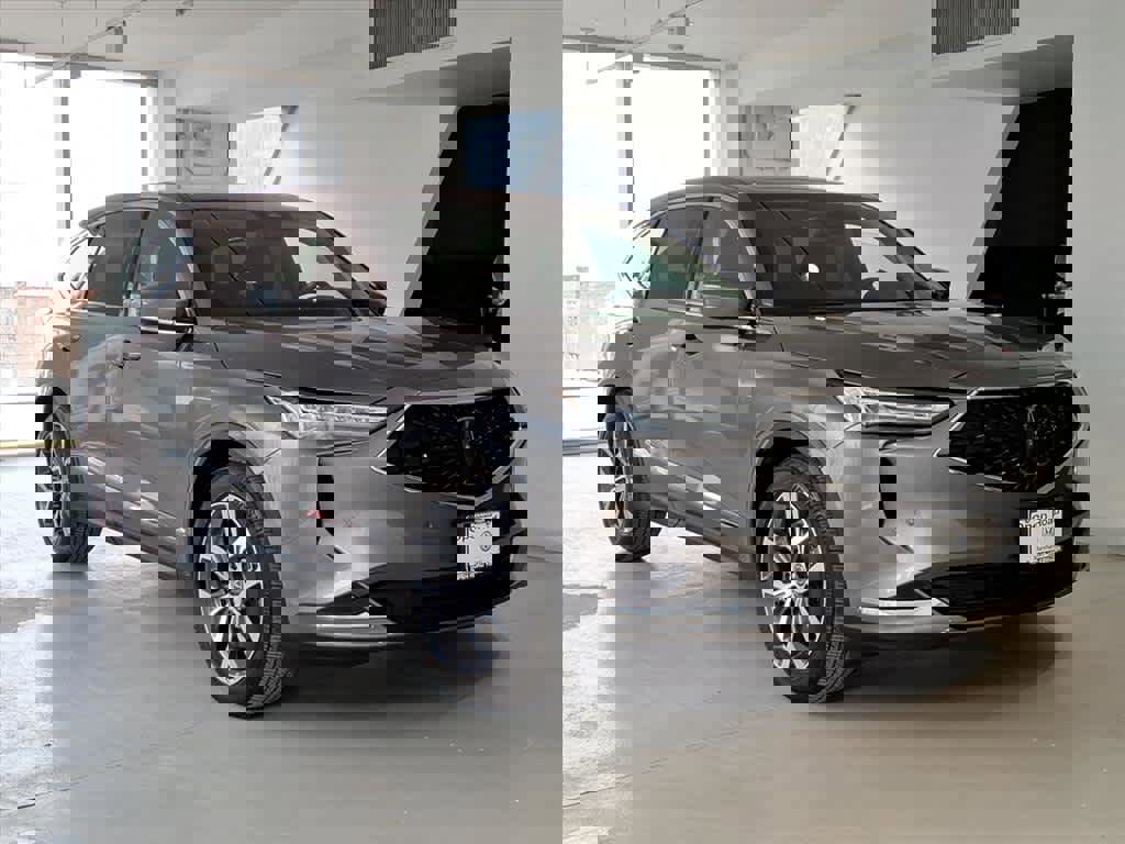 Used 2024 Acura MDX SH-AWD w/ Technology Package image 3