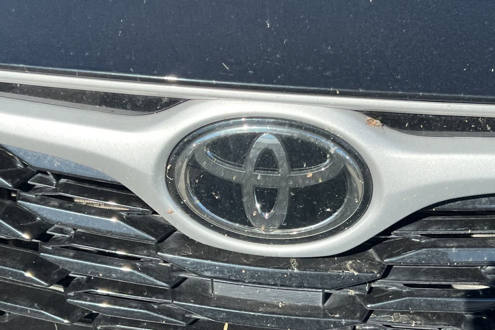 Used 2024 Toyota Highlander XLE AWD/4WD image 13