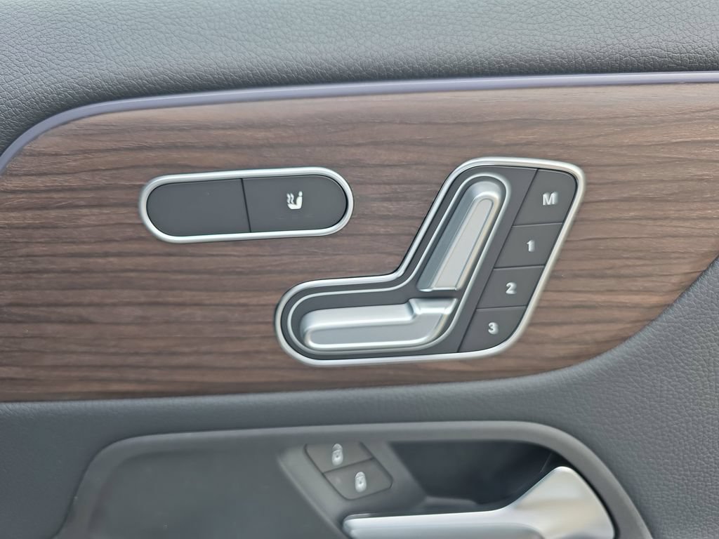 New 2026 Mercedes-Benz GLA 250 4MATIC image 17