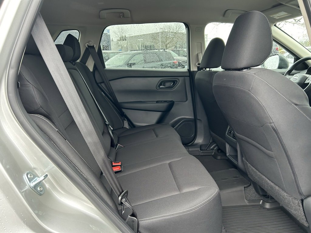 New 2025 Nissan Rogue S image 27
