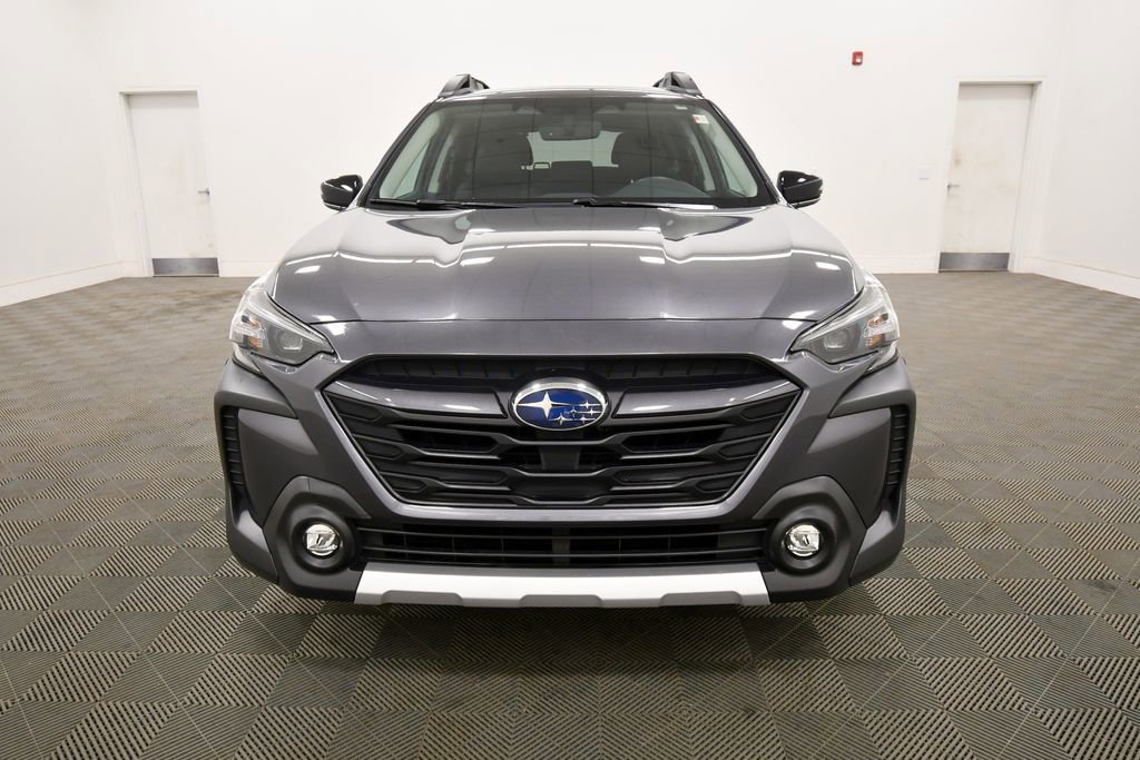Used 2025 Subaru Outback Limited image 11