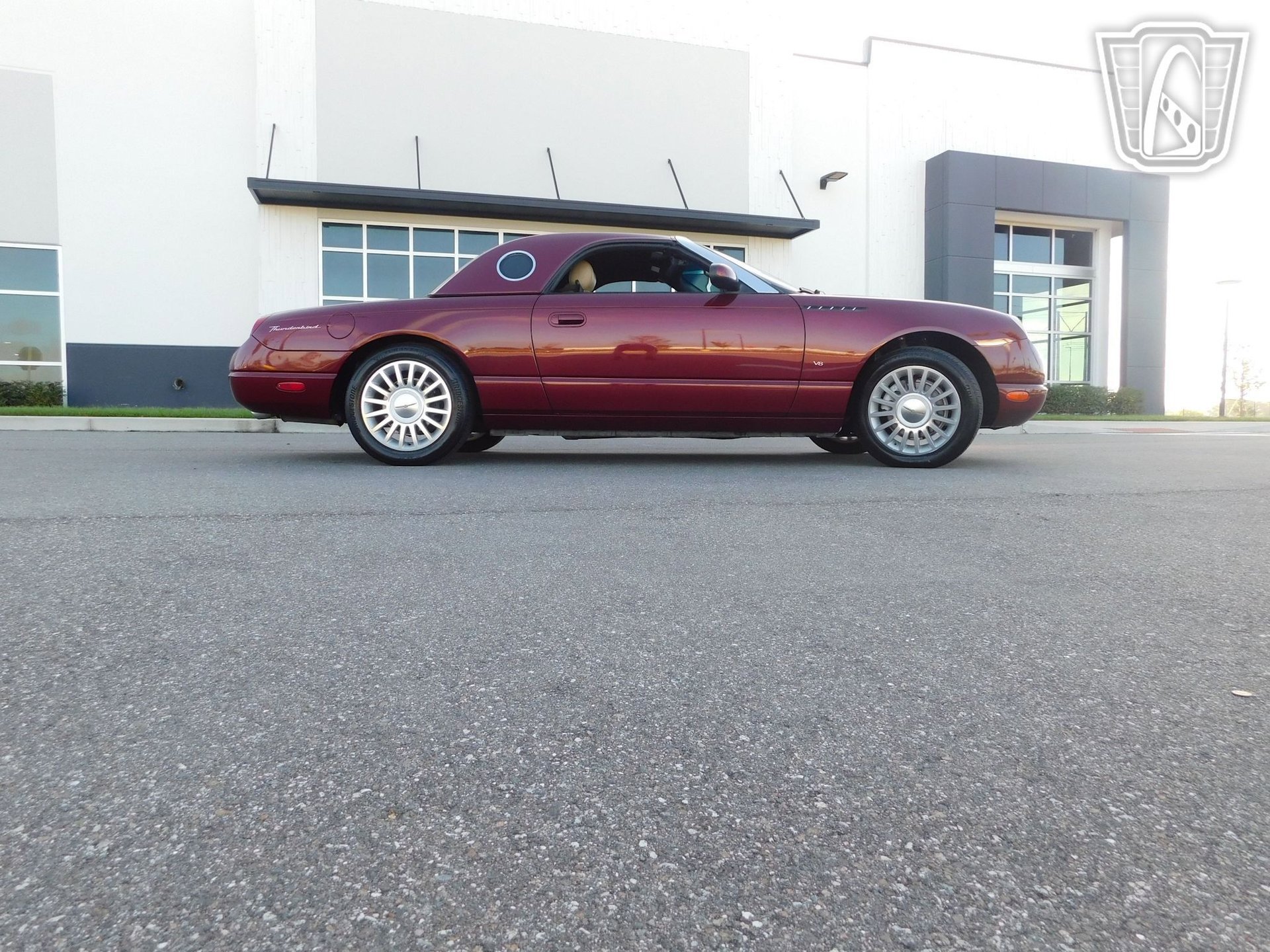 Used 2004 Ford Thunderbird RWD image 11