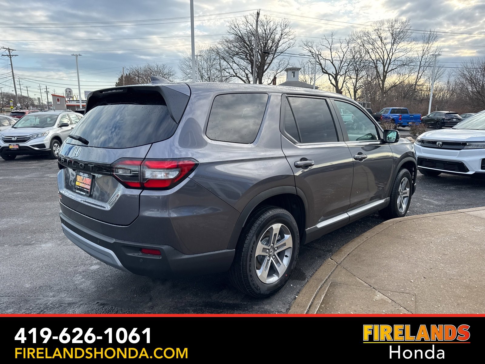 New 2025 Honda Pilot EX-L image 5