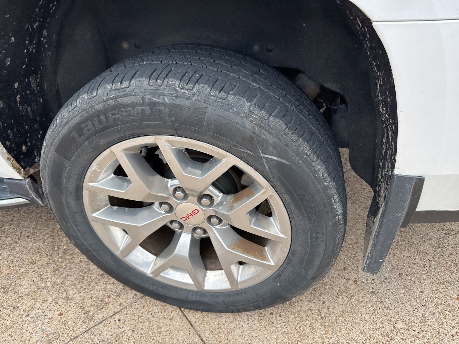 Used 2018 GMC Yukon XL SLT image 6