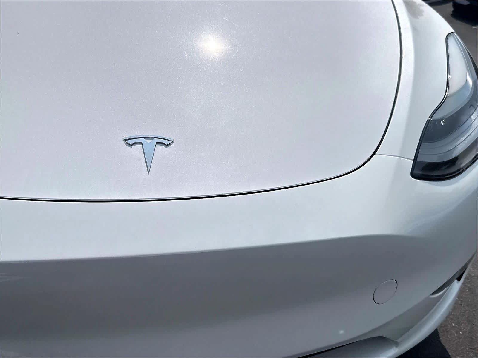 Used 2023 Tesla Model Y Performance AWD/4WD image 32