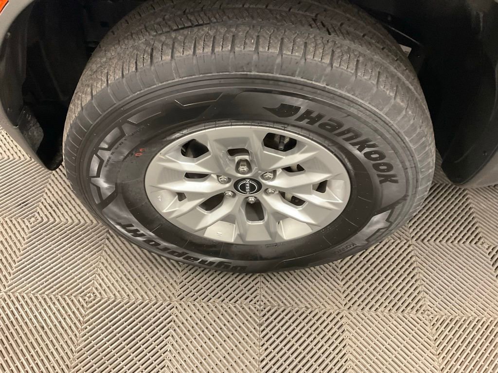 Used 2024 Nissan Frontier SV AWD/4WD image 13