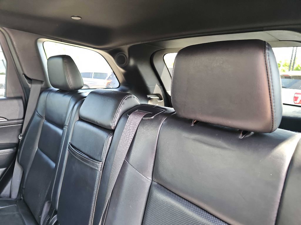 Used 2020 Jeep Grand Cherokee Limited w/ Luxury Group II image 46