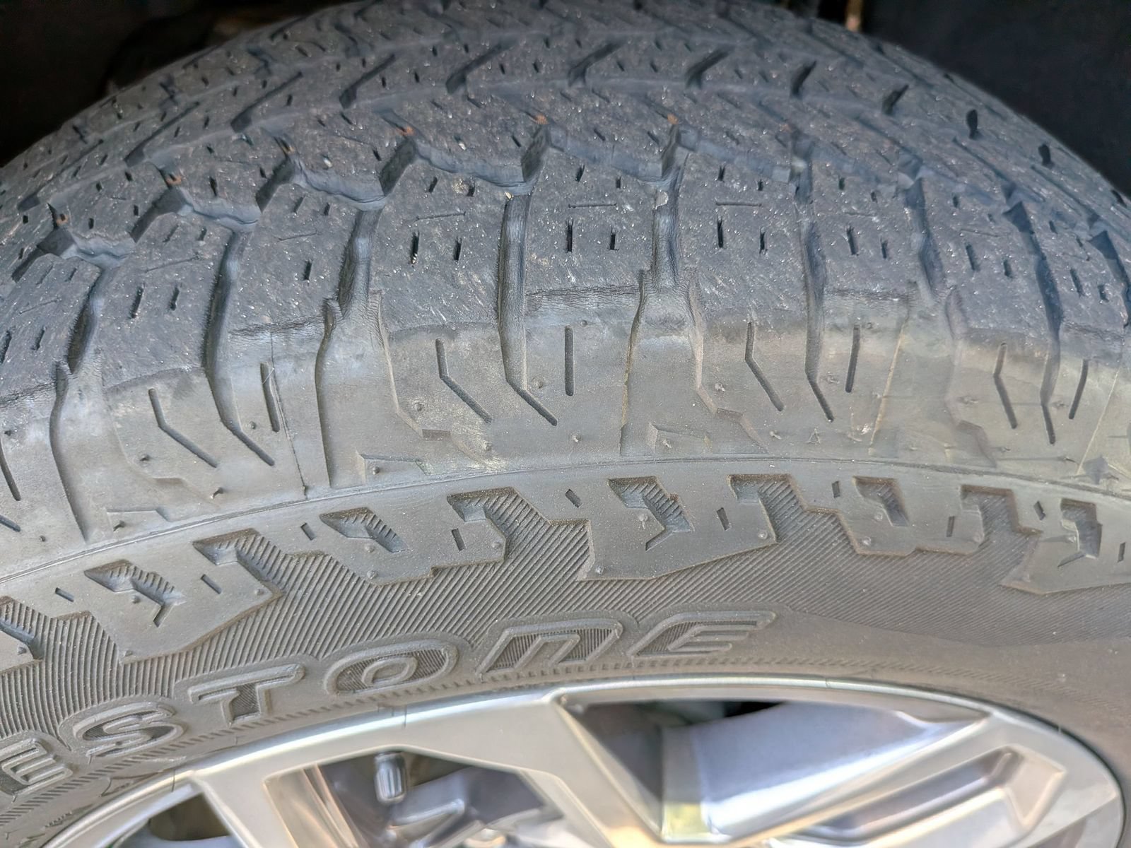 Used 2023 GMC Sierra 1500 SLT RWD image 9