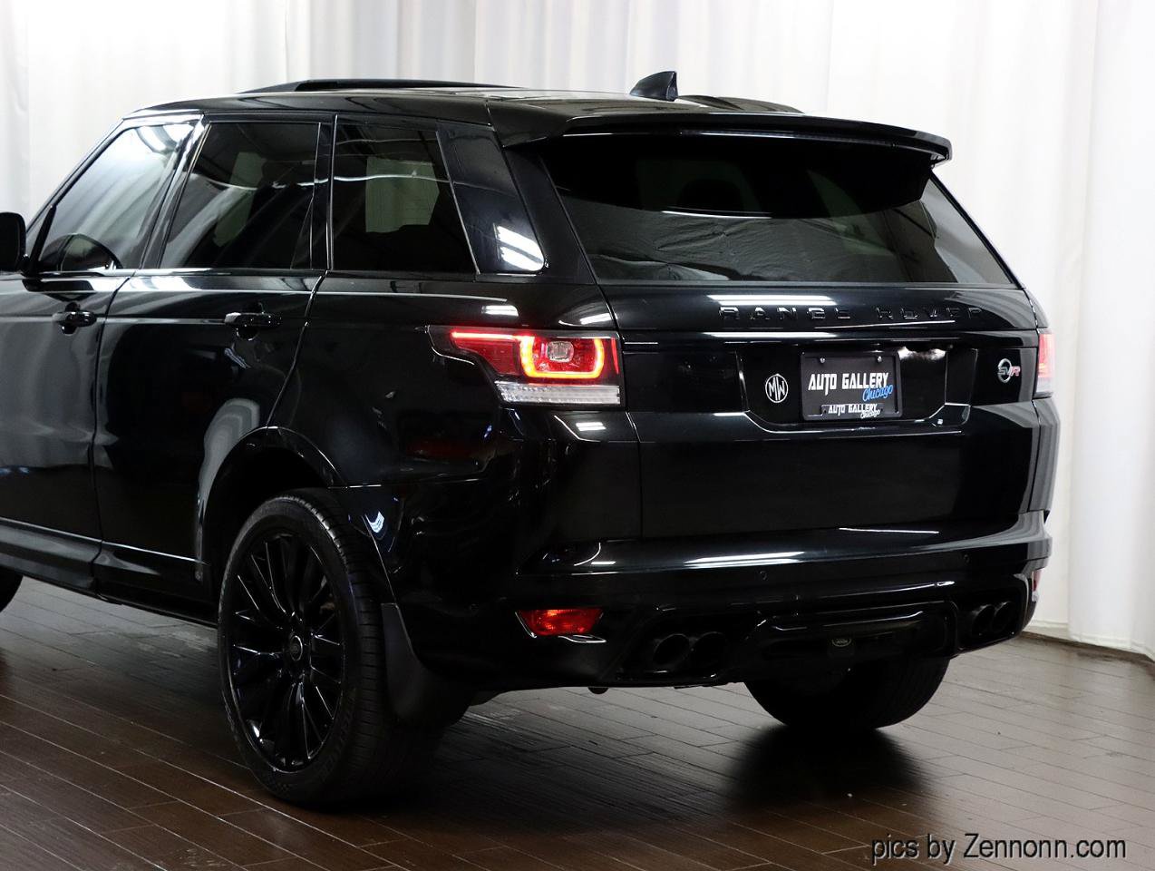 Used 2017 Land Rover Range Rover Sport SVR AWD/4WD image 8