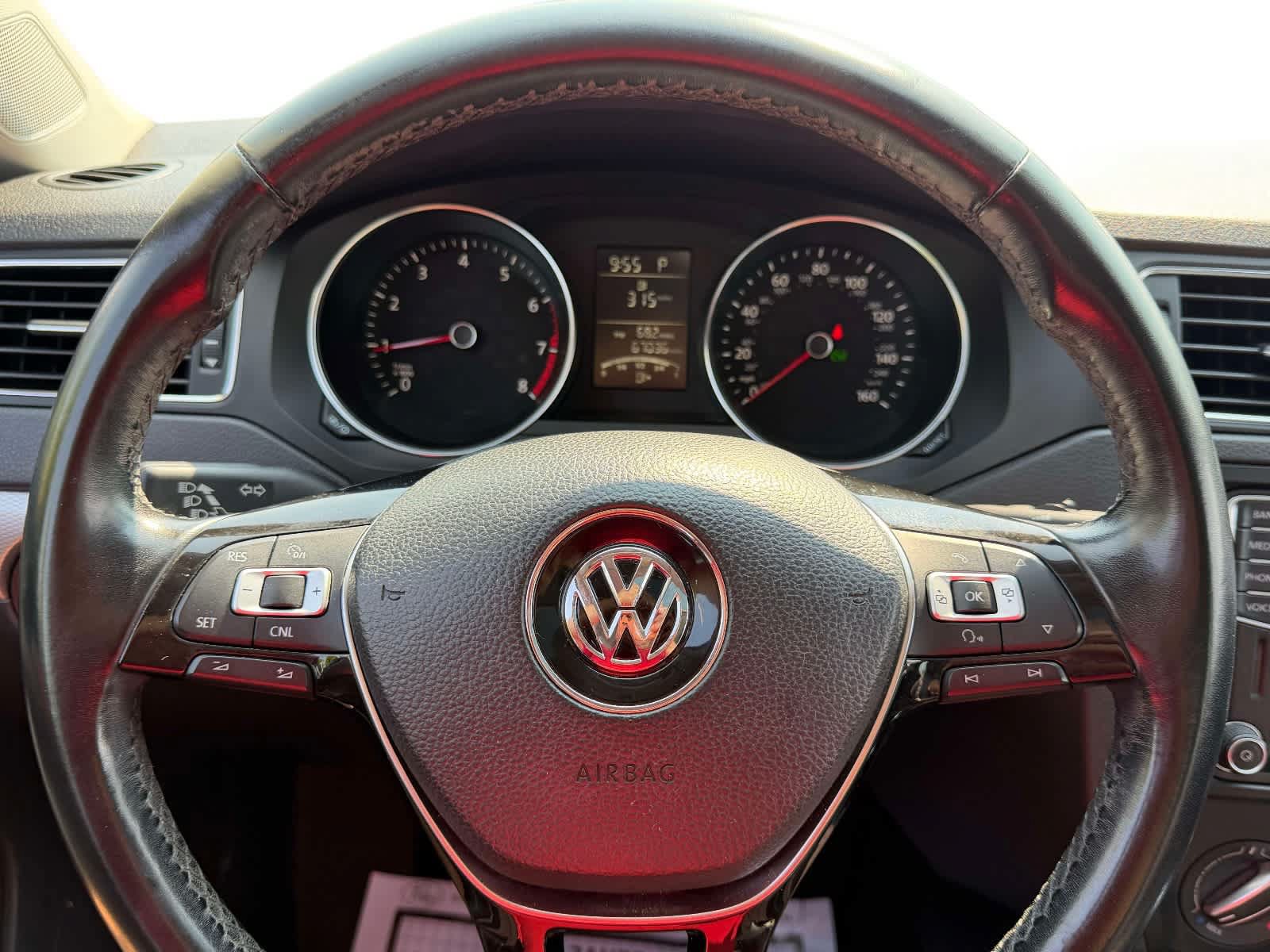 Used 2016 Volkswagen Jetta SE FWD image 28
