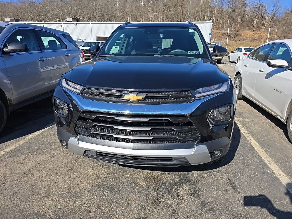 Certified 2023 Chevrolet TrailBlazer LT w/ Convenience Package image 3