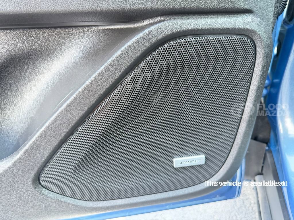 Used 2024 GMC Terrain Denali w/ Denali Premium Package image 3