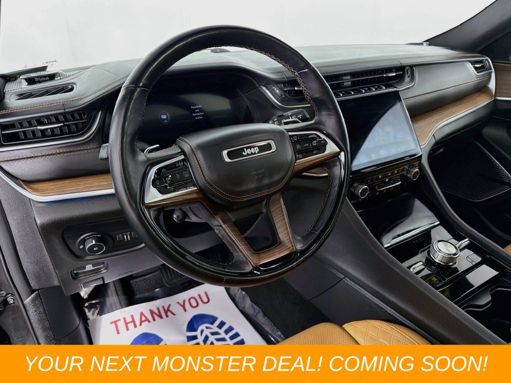 Used 2022 Jeep Grand Cherokee L Summit w/ Luxury Tech Group V AWD/4WD image 9