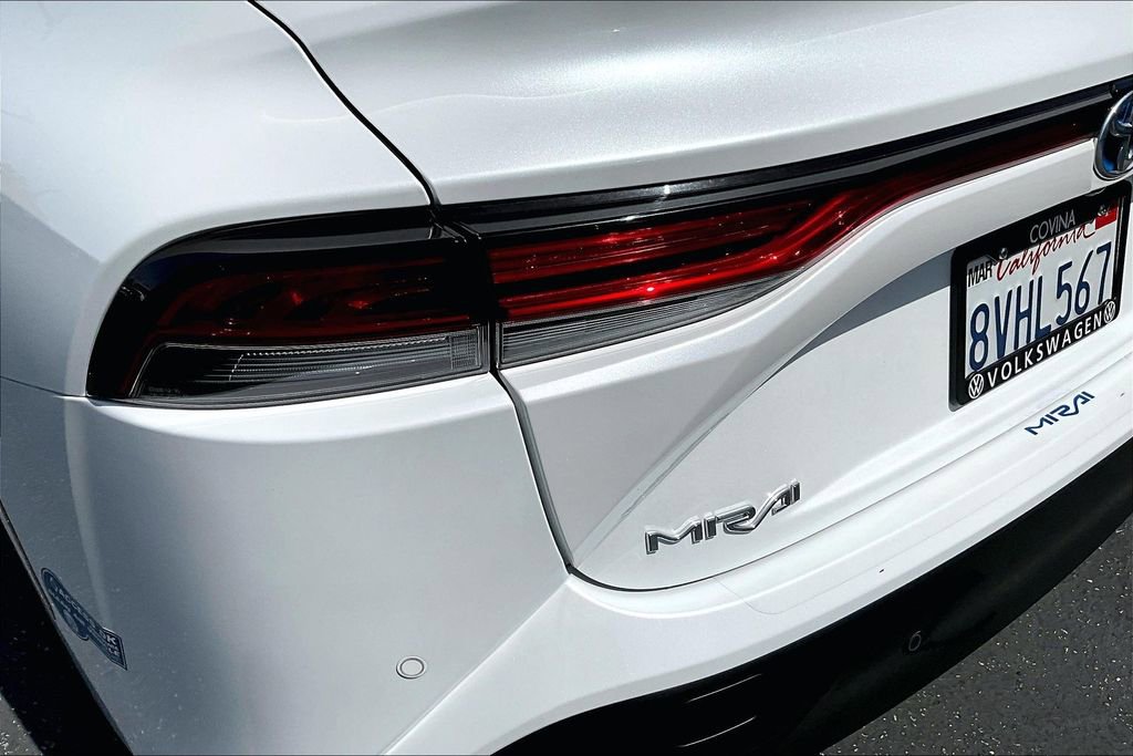 Used 2021 Toyota Mirai w/ Advanced Technology Package RWD image 22