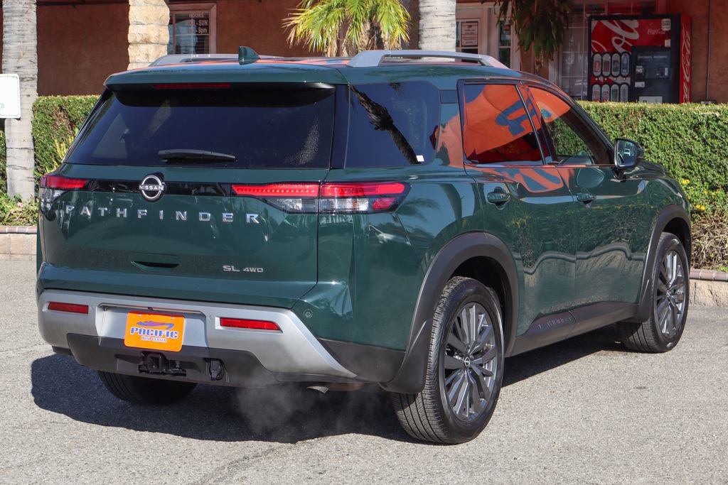 Used 2025 Nissan Pathfinder SL w/ SL Premium Package image 9