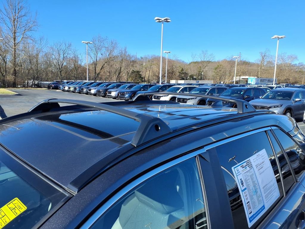 Used 2025 Toyota RAV4 XLE w/ Convenience Package image 10