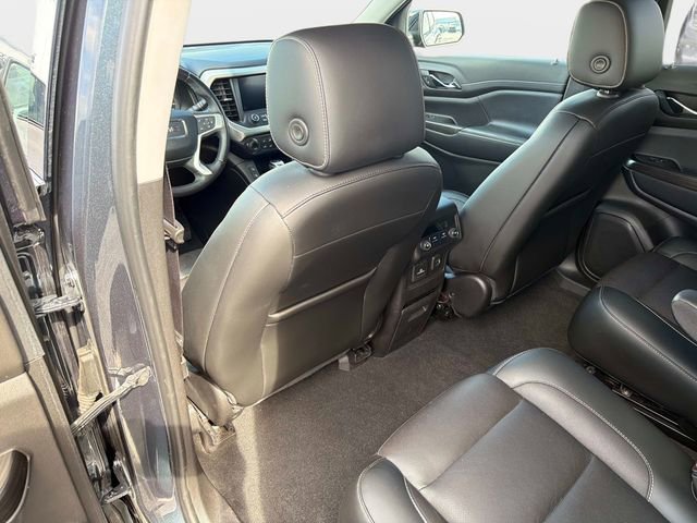 Used 2019 GMC Acadia SLT w/ Black Edition image 12