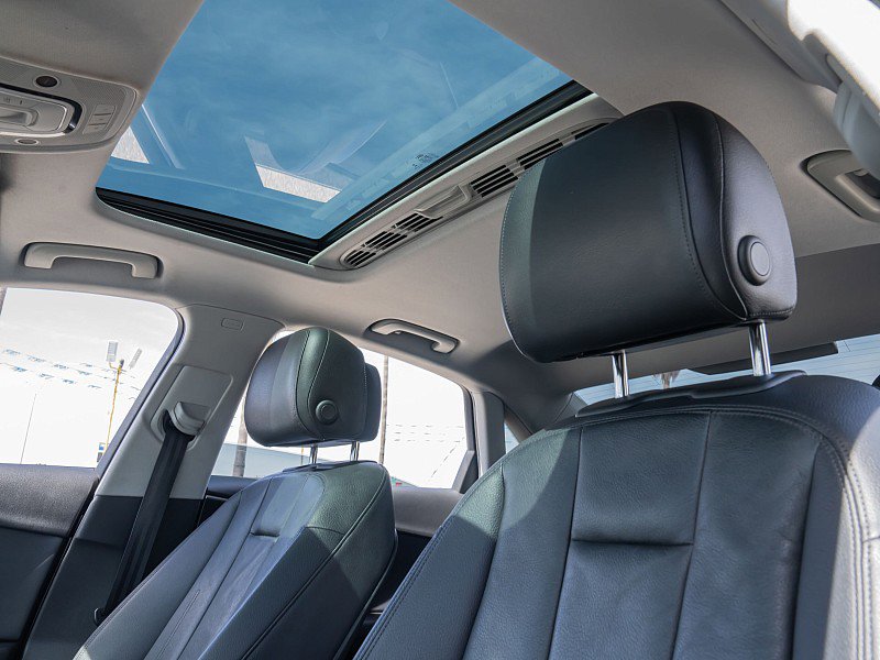 Used 2017 Audi A4 2.0T Premium w/ Audi MMI Navigation Plus AWD/4WD image 24