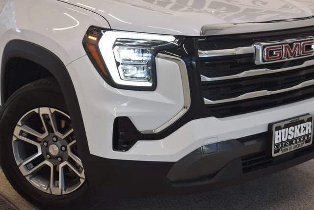 Used 2025 GMC Terrain Elevation AWD/4WD image 30