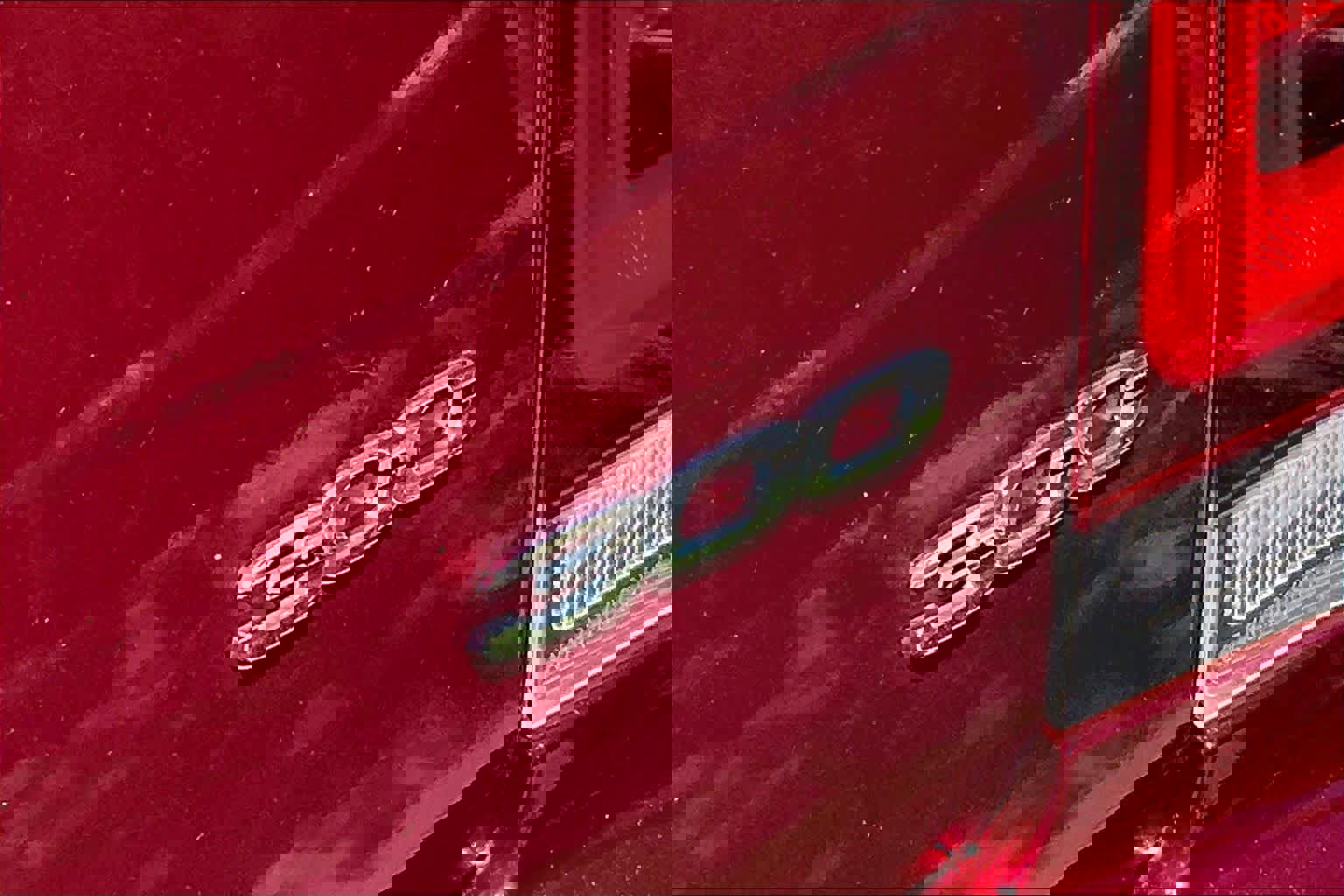 Used 2019 Chrysler 300 Touring w/ Sport Appearance Package image 9